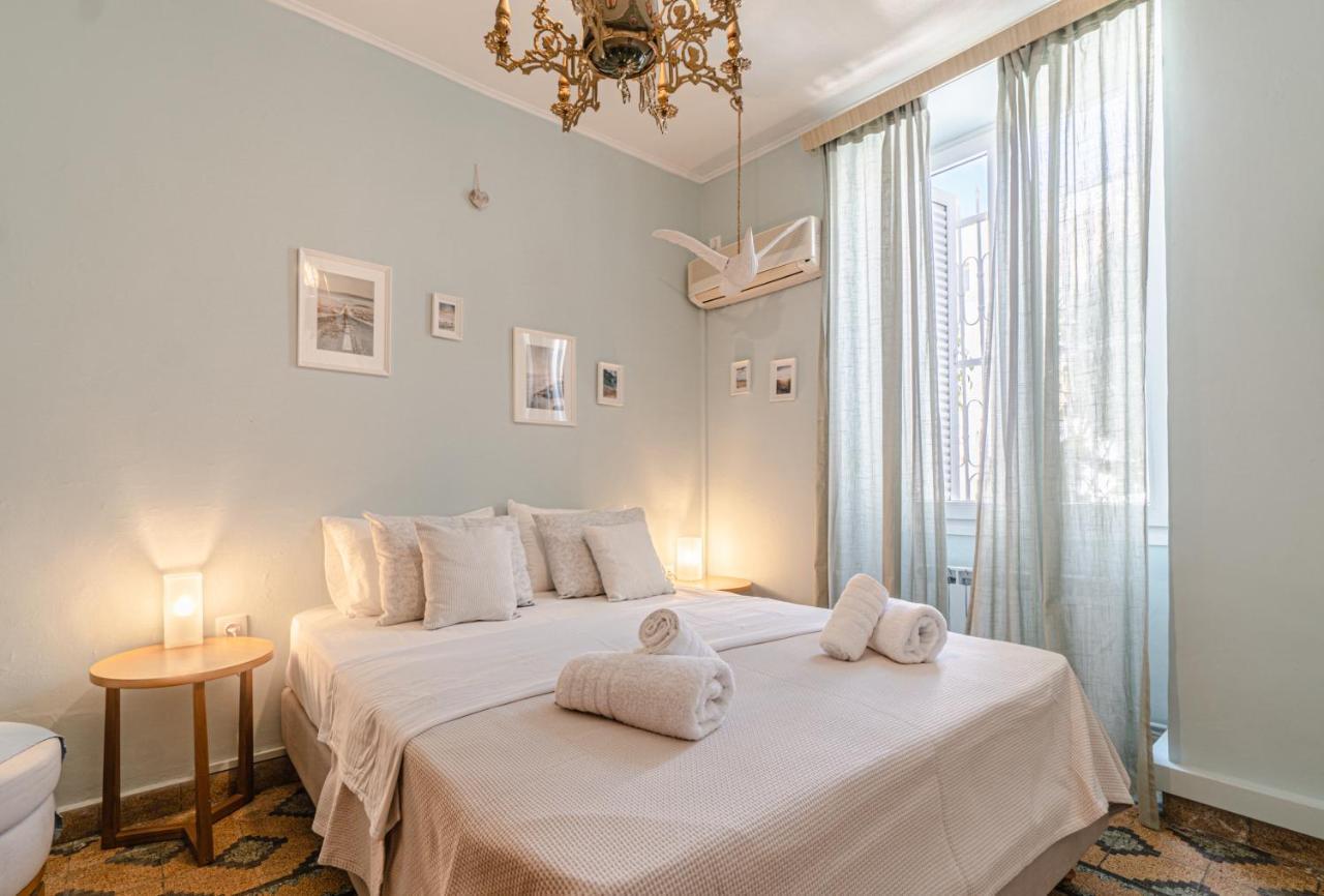 Aparthotel Neoclassical Mansion In Andros Town By Explore Andros Extérieur photo